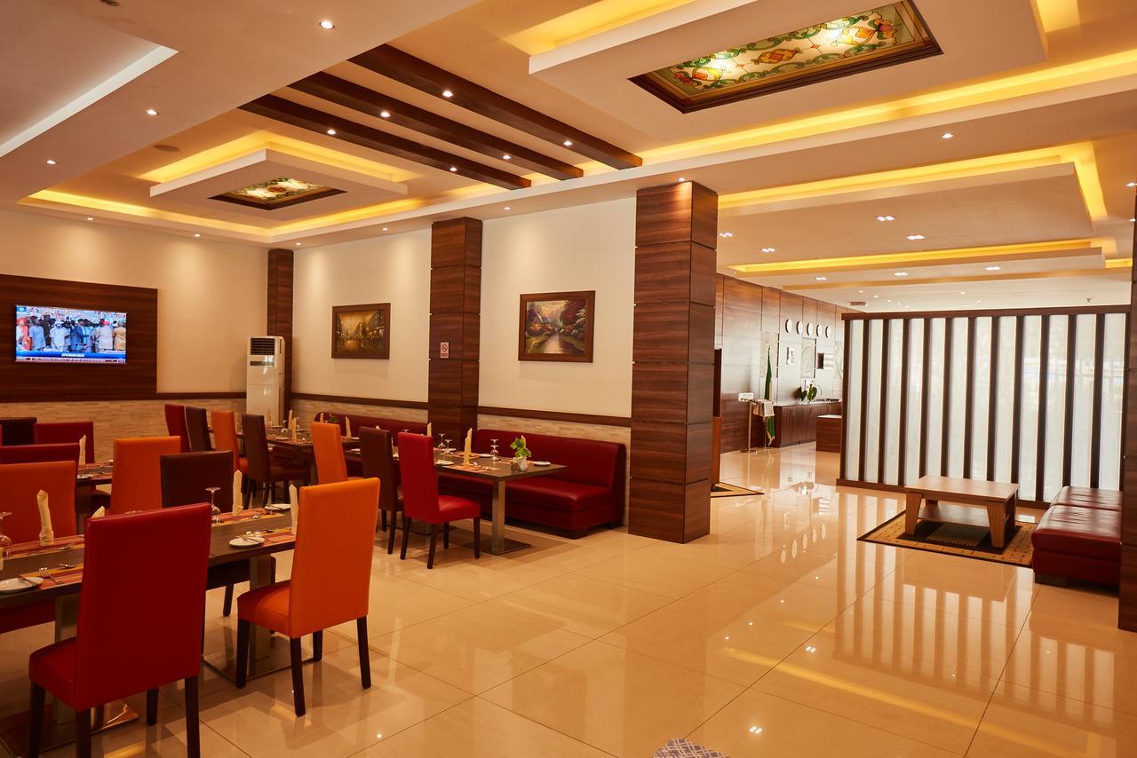 Bristol Palace Hotel Kano Luaran gambar