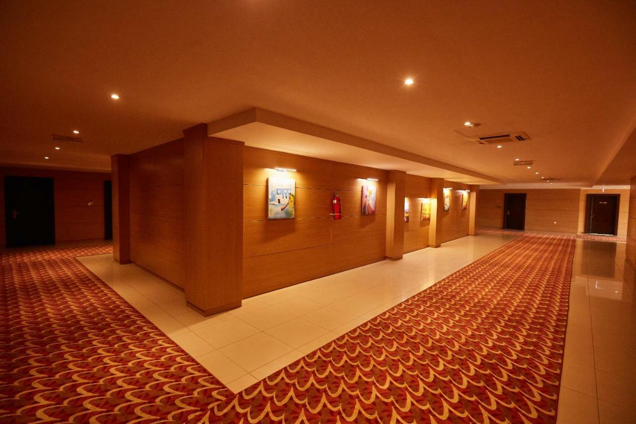 Bristol Palace Hotel Kano Luaran gambar