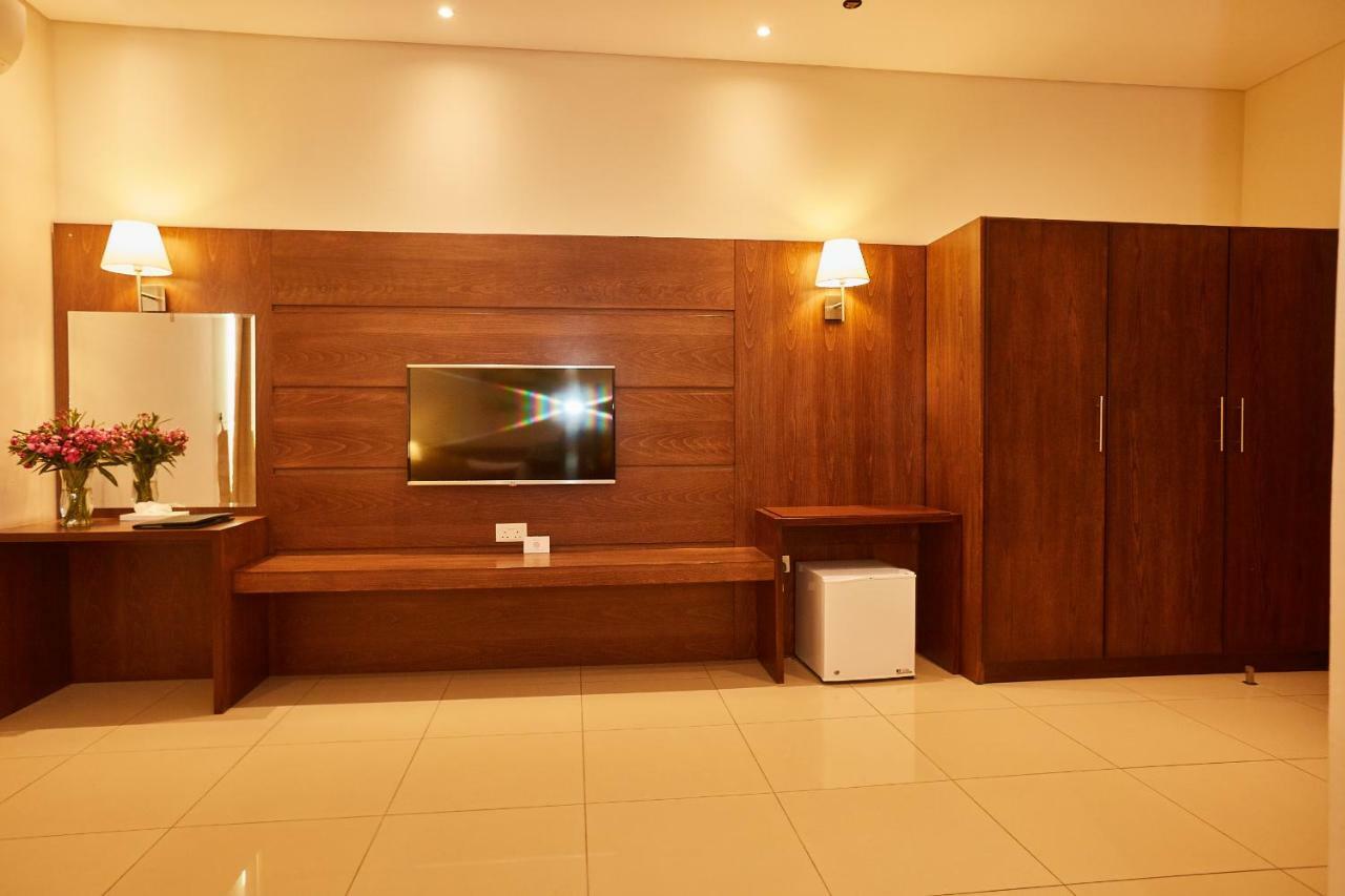 Bristol Palace Hotel Kano Luaran gambar